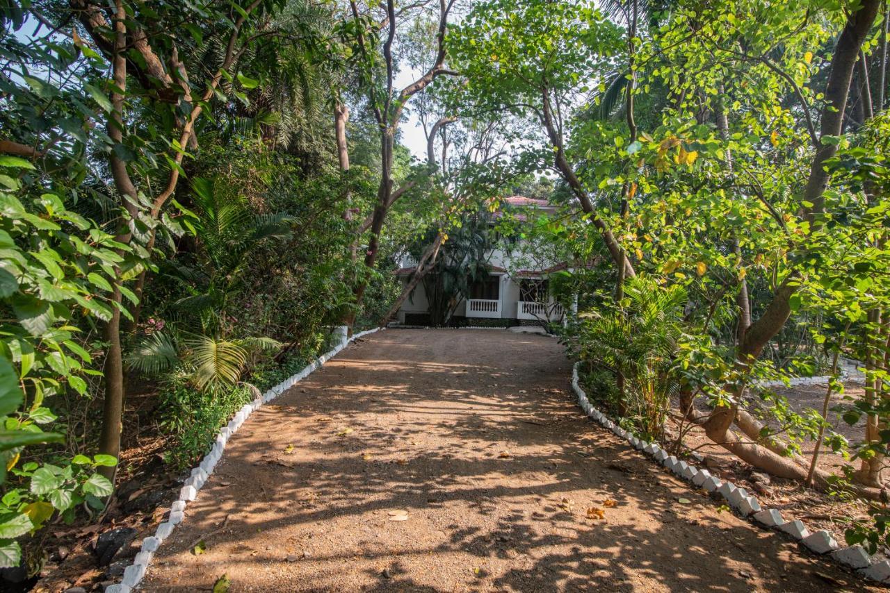 Saffronstays Chikoo Wadi- 3Bdr Pet-Friendly Villa With Pool In Boisar Bagian luar foto